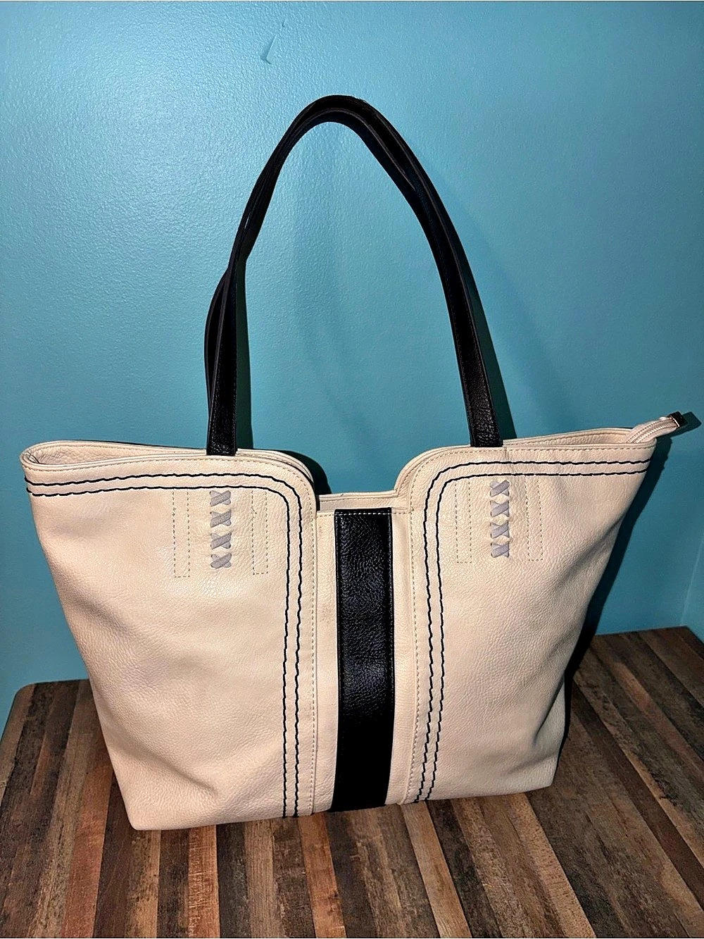 Montana West Tote in Cream & Black